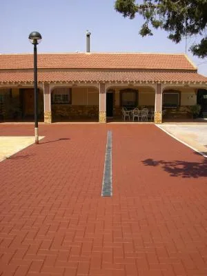 Tunari / Ilfov - Amenajari exterioare beton amprentat