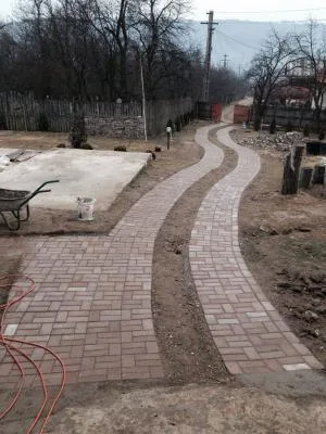 Bucuresti - Amenajare si intretinere gradini