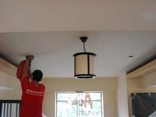 Izolatii termice si fonoizolatii cu fibre de celuloza