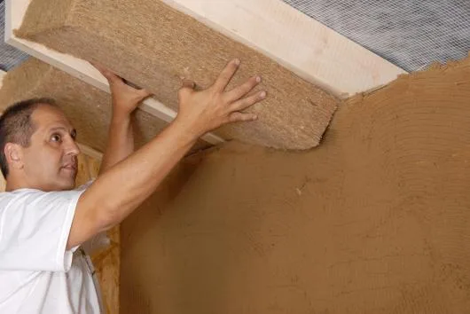 Izolatii termice si fonoizolatii cu fibre de celuloza