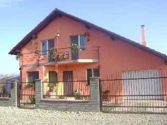 Usi - fatade - fereastre - rulouri - Roman / Neamt