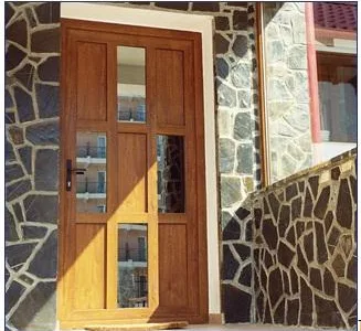 Usi - fatade - fereastre - rulouri - Roman / Neamt