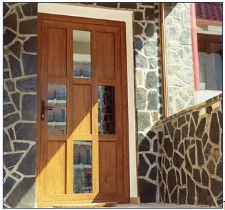 Usi - fatade - fereastre - rulouri - Roman / Neamt