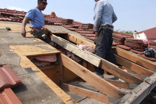 Proiectare - comercializare - montaj sisteme de acoperisuri metalice DECRA