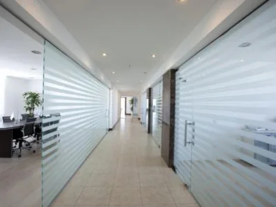 Amenajari din sticla securizata si balustrade - Popesti Leordeni / Ilfov