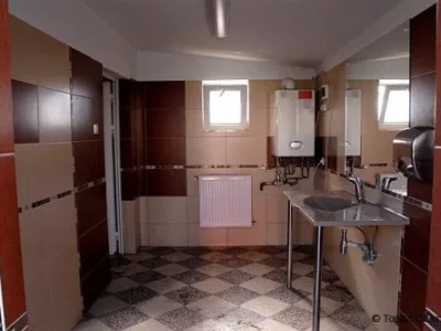 Baicoi / Prhova - Constructii si amenajari exterioare si interioare