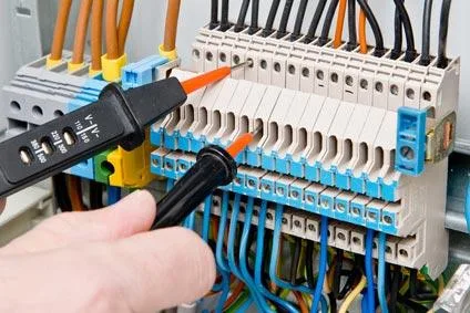 Quick Instal reparatii Instalatii electrice si sanitare