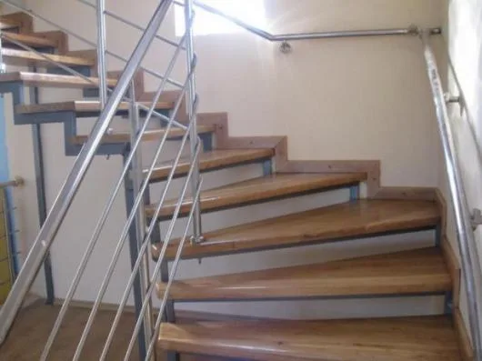 Montaj - lacuire - raschetare - reconditionare parchet - Bucuresti