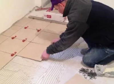 Mesterul Casei Bucuresti - Faianta - gresie - marmura (montare)