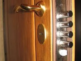 Deblocari usi non stop Bucuresti