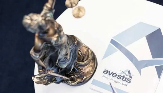 Avestis International recuperare creante Bucuresti