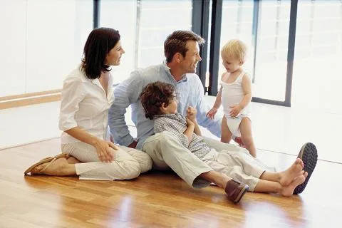 Panouri solare - turbine eoliene - Bals / Olt