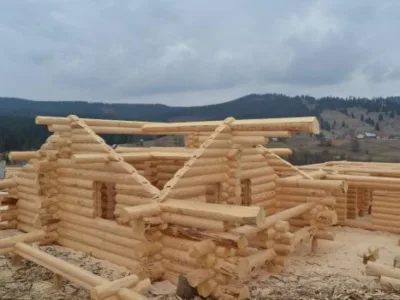 Case din busteni si mobilier de gradina Suceava