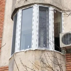 Mojo Home Design reparatii tamplarie PVC Bucuresti