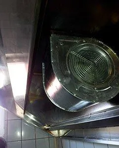 Reparatii echipamente frigorifice