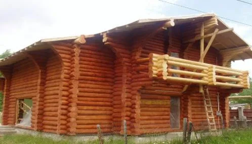 Case din lemn masiv - Buzau