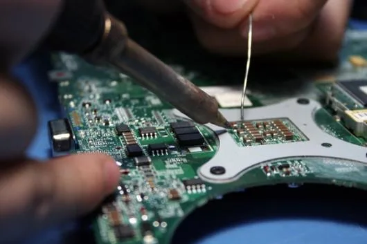 Service Reparatii Audio/Video