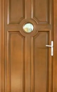 Productie si comercializare de usi si ferestre din lemn - Ciceu / Harghita