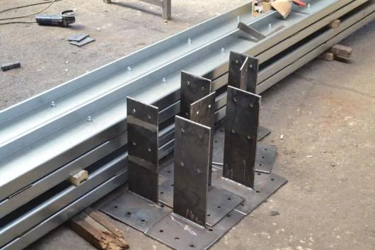 Confectii metalice Prahova