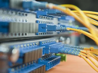 Reparatii calculatoare - laptop -uri - tablete