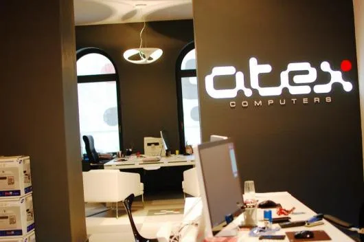 Service IT - software - hardware - retele de calculatoare