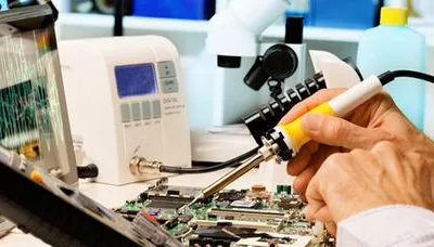 Reparatii calculatoare - laptopuri - monitoare Bucuresti