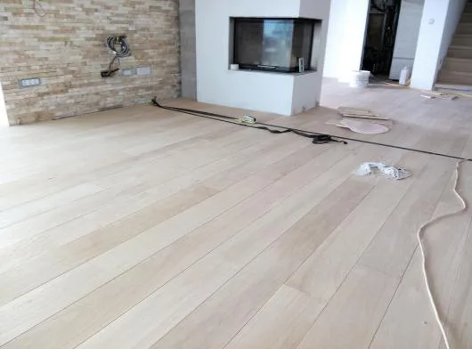 Raschetare parchet - reconditionare parchet Bucuresti si Ilfov