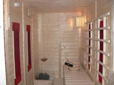 Odorheiu Secuiesc / Harghita - Constructii de saune si case din lemn