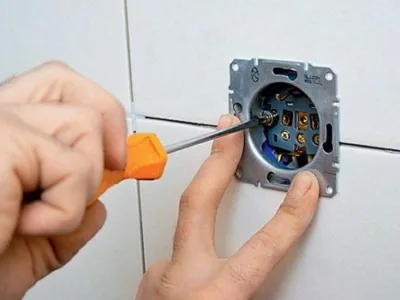Electricieni Non Stop - Bucuresti