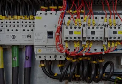 Bransamente electrice si sisteme de energie solara - Bucuresti