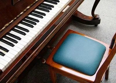 Reconditionare mobilier Bucuresti si in tara