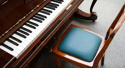 Reconditionare mobilier Bucuresti si in tara