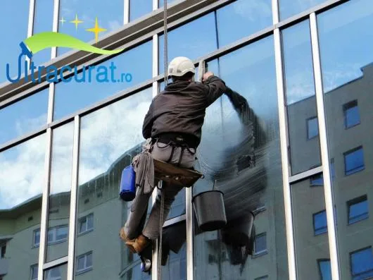 Ultra Curat Servicii de curatenie profesionala in Brasov.