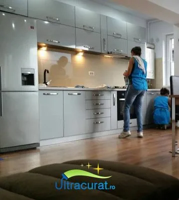 Ultra Curat Servicii de curatenie profesionala in Brasov.