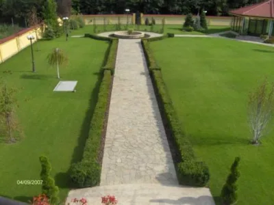 Spataru / Buzau - Amenajari gradini si spatii verzi