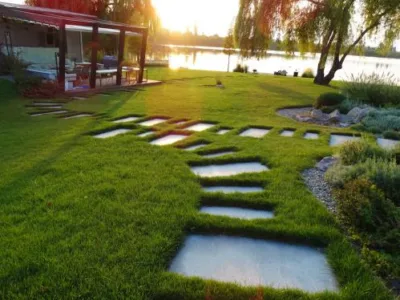 Natural Design amenajari gradini si spatii verzi in Bucuresti si in tara