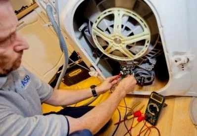 Reparatii TV - computere - electrocasnice