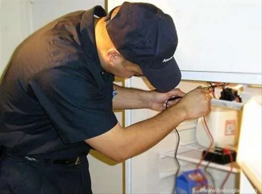 Reparatii frigidere - combine frigorifice Bucuresti