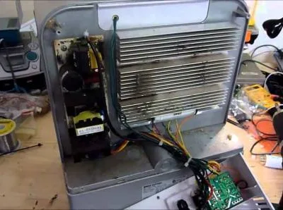 Reparatii frigidere - combine frigorifice Bucuresti