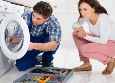 Reparatii frigidere - combine frigorifice Bucuresti