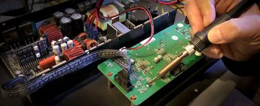 Reparatii videoproiectoare si camere foto Bucuresti