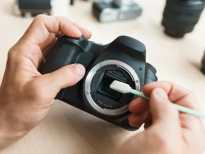 Reparatii videoproiectoare si camere foto Bucuresti