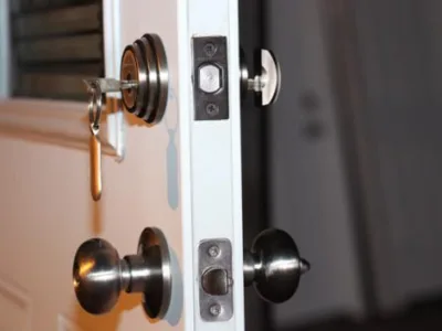 Deblocari usi - copieri chei Bucuresti