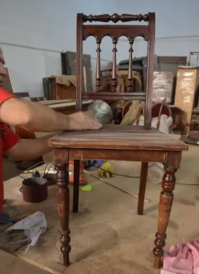 Restaurare si reconditionare mobilier vechi Bucuresti