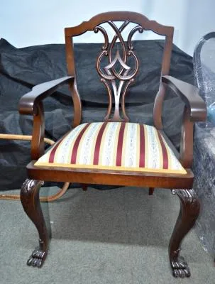 Restaurare si reconditionare mobilier vechi Bucuresti