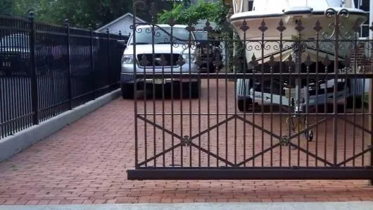 Bucuresti - Interfoane - sisteme antiefractie