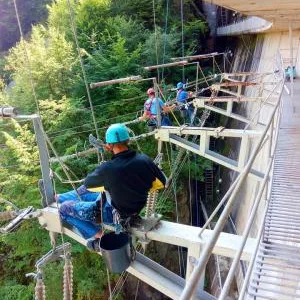 AlpinBist Alpinism Industrial Cluj