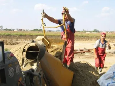 Placari ceramice,instalatii electrice - termice si sanitare - Bucuresti