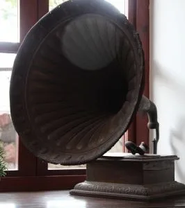 Reparatii patefoane - gramofoane - cutii muzicale Bucuresti