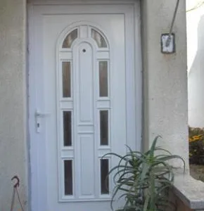 Tamplarie cu profile din PVC - tamplarie aluminiu cu geam termoizolant - Timis